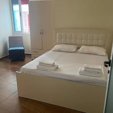 Joni'S Home Durres Exterior photo