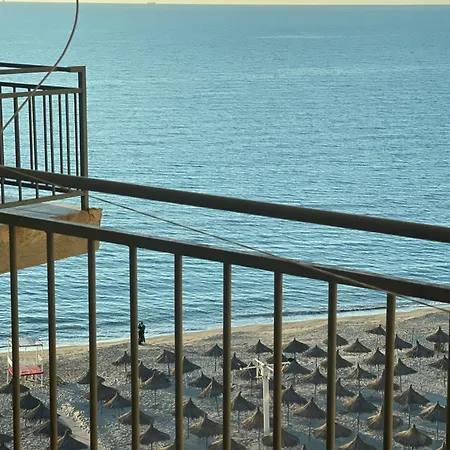 Joni'S Home Durres Exterior photo
